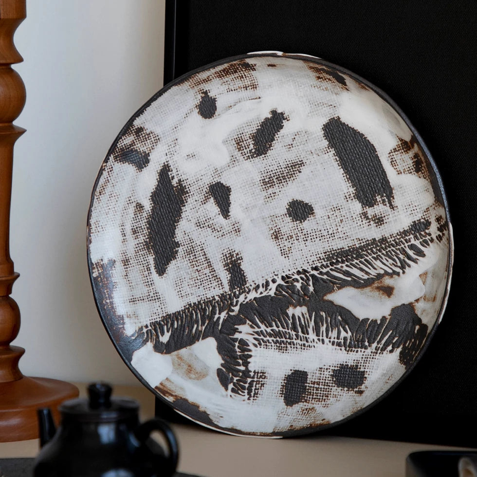 Vintage Brush-Stroke Ceramic Plate – Artistic Handcrafted Dining Dish